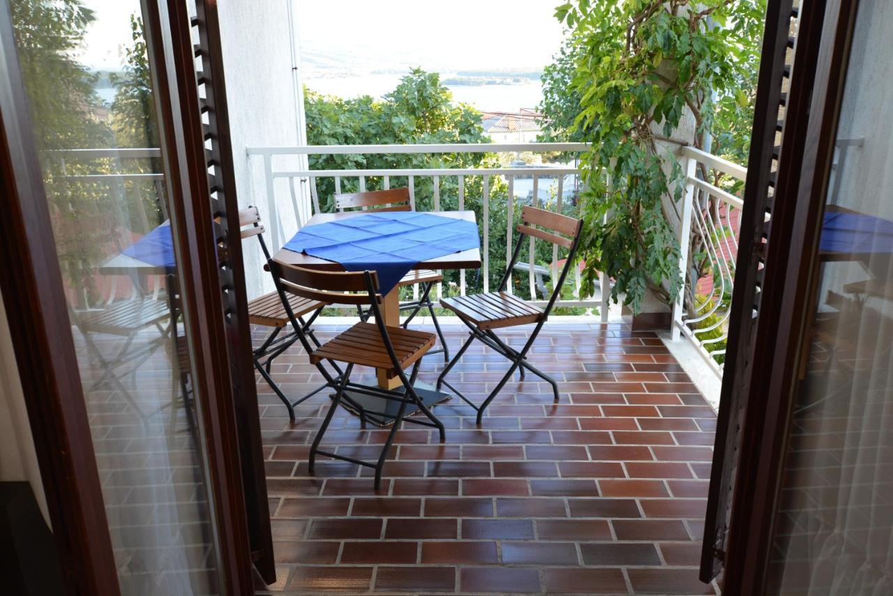 Maja Appartement Kornić Buitenkant foto